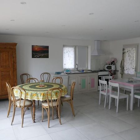 La Bergerie Des Moureres Villa Trezioux Eksteriør billede